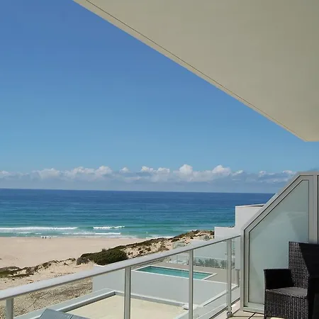 Beachfront דירה *